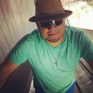 Meet your Posher, Manuel s.